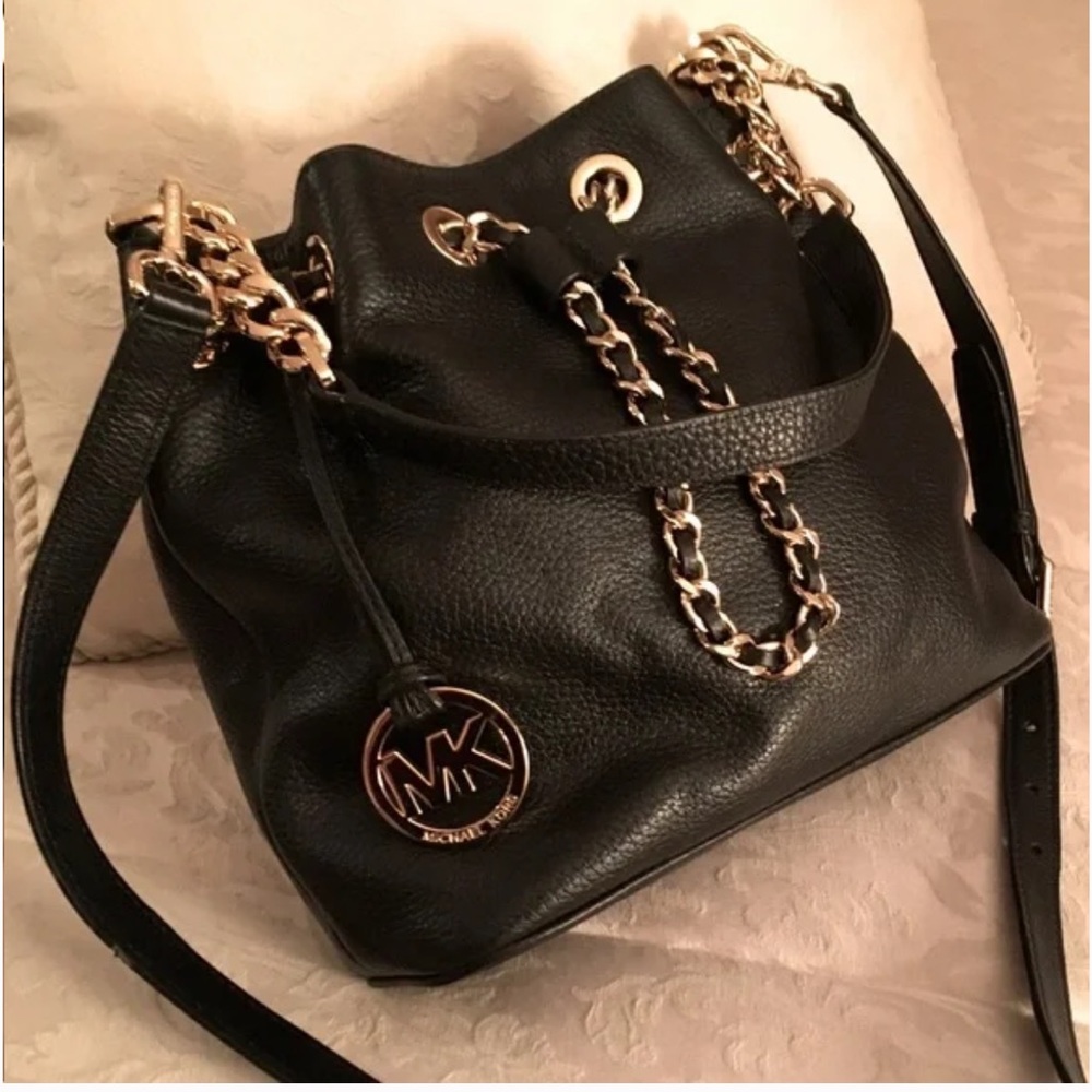 MICHAEL KORS Beautiful!!!!Frankie Bucket Shoulder Bag - Picture 8 of 10